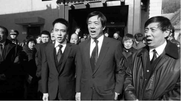 为什么薄熙来倒台让很多人松了一口气？