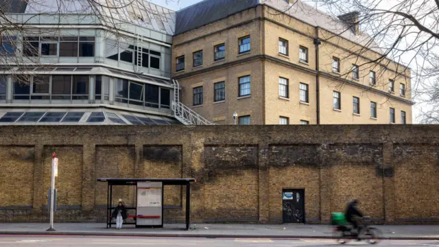 北京赢了！英国将批准中国建“超级使馆”