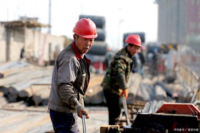 中国惊人景象：30个月印钞超70万亿，物价却…