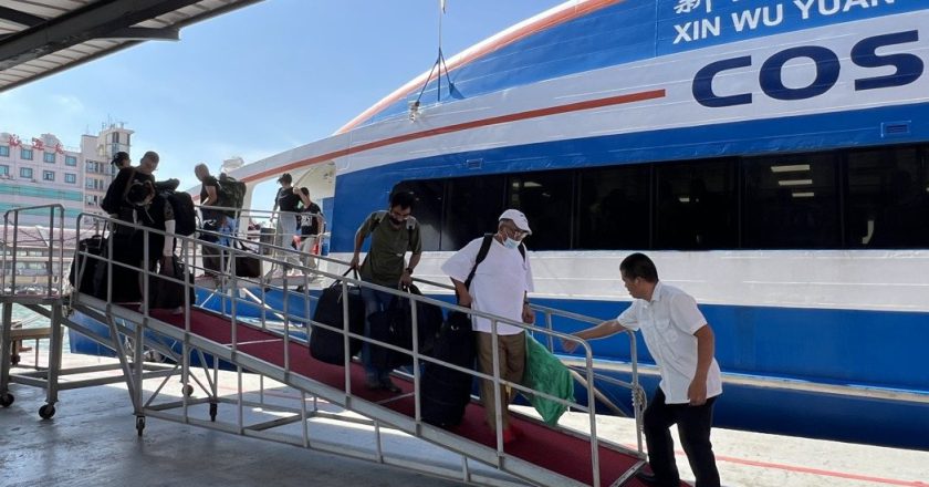 獨／小三通上演「海上空中監獄」 陸方悄悄送回10詐騙犯