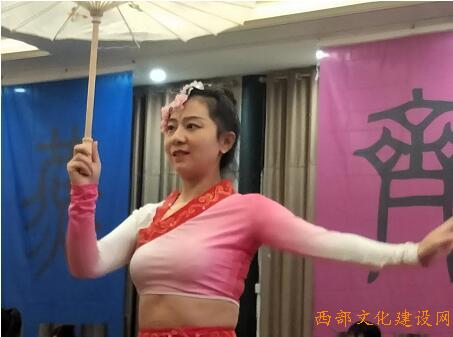 媒體走進閬中「走進巴國酒店」歌曲MV拍攝開機儀式成功舉行