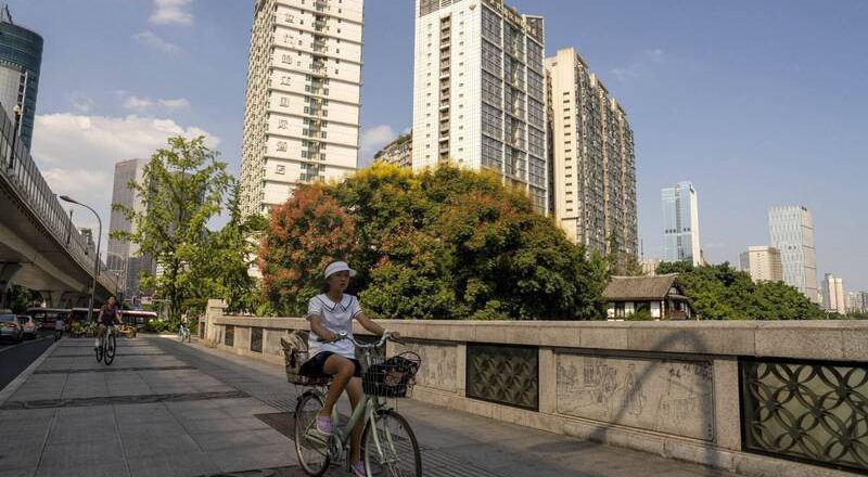 感情糾紛！中國男揮刀砍殺女友 2勸架同事遭波及送醫