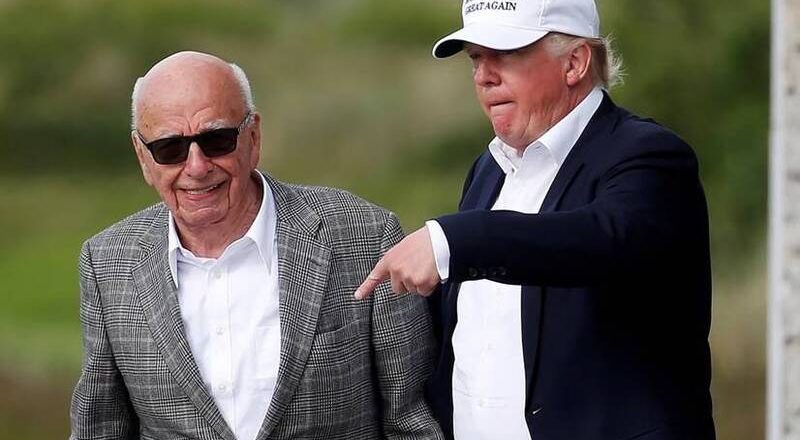 總統的簽名模仿陰毛？川普正式控告《華爾街日報》誹謗