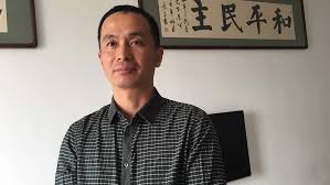 人權律師謝燕益起訴國家鐵路總公司侵犯隱私權