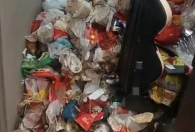 顧客入住吉林電競酒店兩年 服務員遭遇開門驚嚇