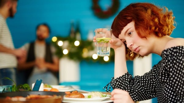 年末飯局，這幾種情況能不去就不去