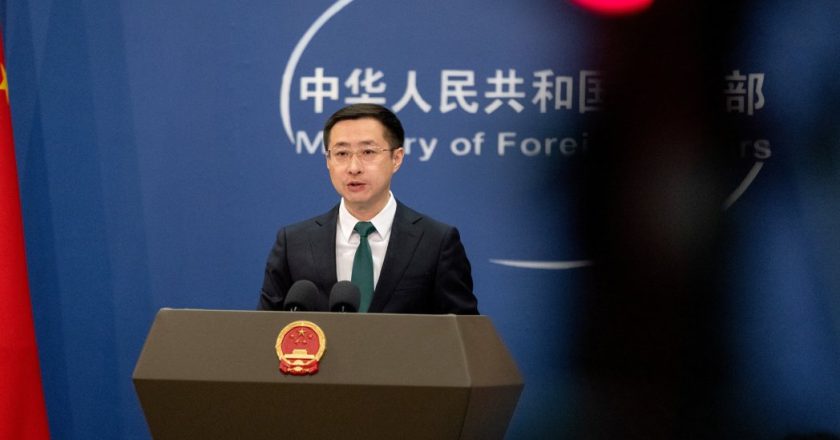 美国限制进口大疆无人机 陆外交部：无理打压中国企业
